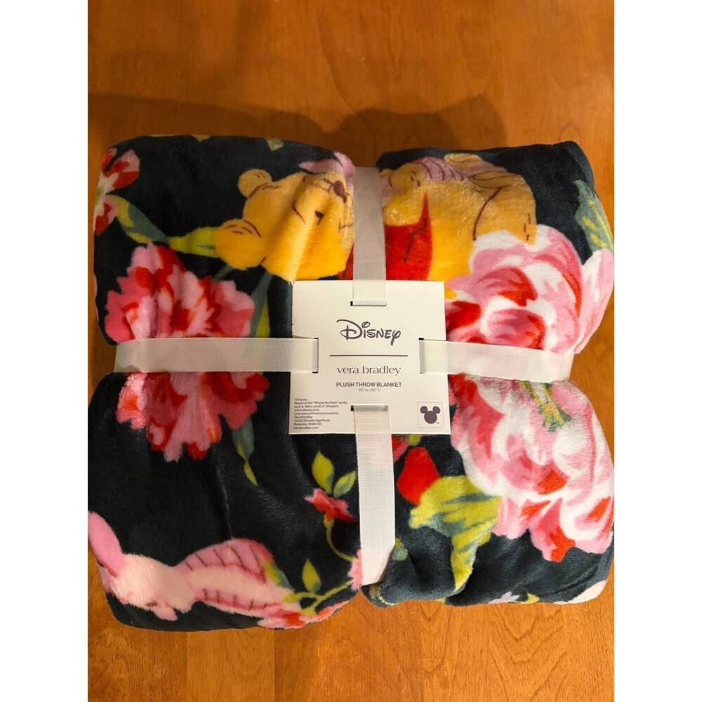Vera Bradley Winnie The Pooh Blanket 50x80" Plush Throw 2026 Disney Parks NWT